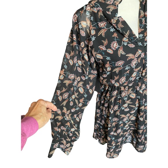NWT Lucca Womens Long Sleeve Flare Shift Dress Floral Print Size XS-L Black - Picture 8 of 11